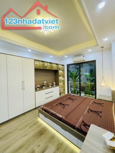 BÁN NHÀ PHỐ TRƯƠNG ĐỊNH, 30.3M2, 5 TẦNG, MT 3.4M. GIÁ 6.55 TỶ, ĐẸP LONG LANH - 3