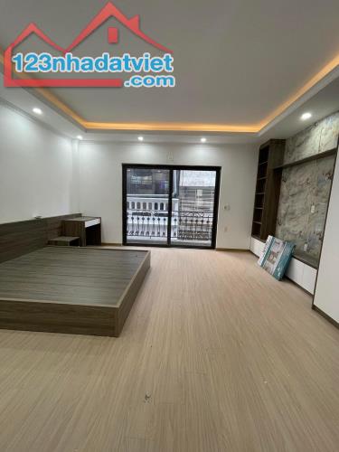 Trung Tâm Q.Ba Đình, Mới Đẹp, 39m2 x6T, MT 5.1m, Thang Máy - 2