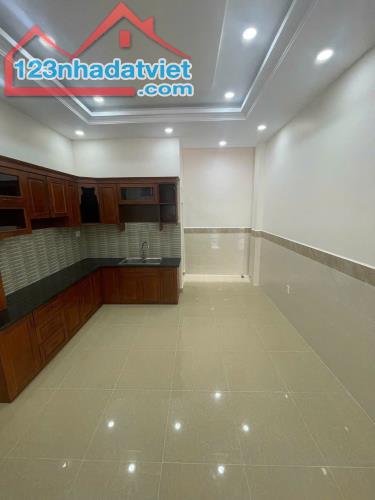 BÁN LỖ CẦN BÁN GẤP NHÀ HẺM ÔTÔ 65m²-2tỷ990 (TL)Đ Lương Định Của,P.Bình An,Quận 2 - 3