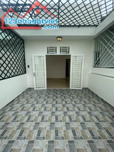 BÁN LỖ CẦN BÁN GẤP NHÀ HẺM ÔTÔ 65m²-2tỷ990 (TL)Đ Lương Định Của,P.Bình An,Quận 2 - 5