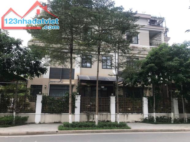 BT 270m² - Góc 3 Mặt Thoáng H6 - Stalake Hướng Bắc, 108 Tỷ - Sổ Đỏ Chính Chủ