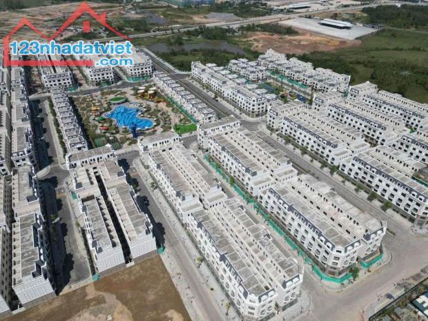 Suất ngoại giao Liền kề Vinhomes Móng Cái Golden Avenue, hỗ trợ ngân hàng: 3 năm không lãi - 2