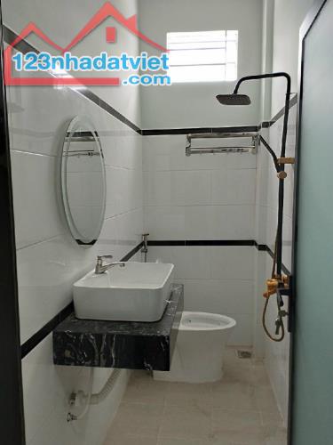 HẺM LỚN 7M NGUYỄN THỊ TÚ - GẦN TRƯỜNG KIM ĐỒNG - KD TỐT - 64M2 - 3 PN - CHỈ NHỈNH 4 TỶ XÍU - 5