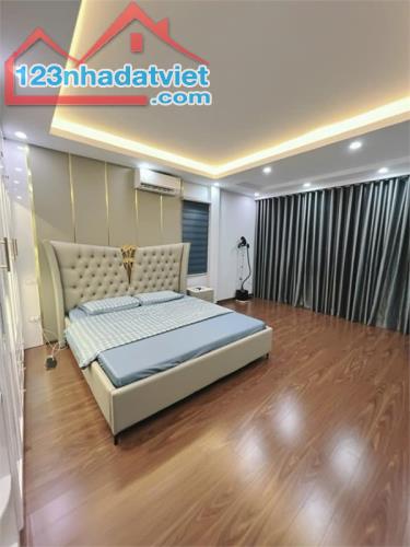 Bán nhà Quang Trung 60m2, 5 TẦNG, nhỉnh 13 tỷ. Ở NGAY - PHÂN LÔ VỈA HÈ - Ô TÔ TRÁNH - DÂN - 3