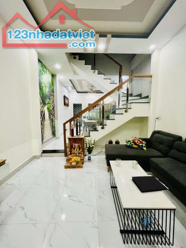 🏘️🚘BÁN NHÀ 2 TẦNG Q12 CẠNH ĐƯỜNG TRẦN THỊ HÈ - NHÀ KỀ NGAY HIỆP THÀNH CITY, ĐẸP SẴN Ở NG