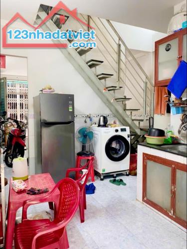 HƯƠNG LỘ 2- 2 TẦNG ,NGANG 8M –SÁT BỆNH VIỆN BÌNH TÂN-70M2 – NHỈNH 3 TỶ - 2