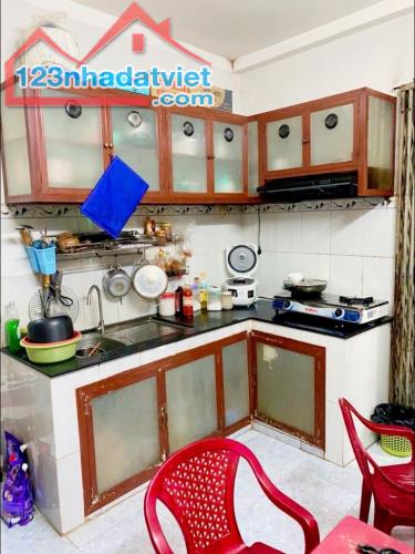 HƯƠNG LỘ 2- 2 TẦNG ,NGANG 8M –SÁT BỆNH VIỆN BÌNH TÂN-70M2 – NHỈNH 3 TỶ - 3