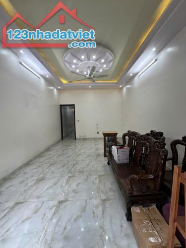 Bán nhà mặt phố Chiền, Vĩnh Yên, Vĩnh Phúc. DT 89m2 giá chỉ 9 tỷ. LH: 098.991.6263 - 4