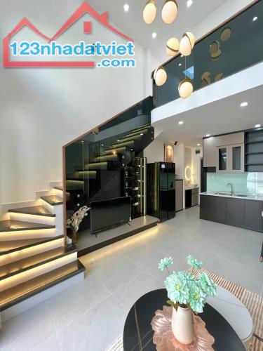 Chỉ Hơn 3 tỷ Có Ngay Nhà 2 Tầng DT 50m2 , 3PN , Nhà Mới Fulll Nội Thất . Trần Cao Vân - 3