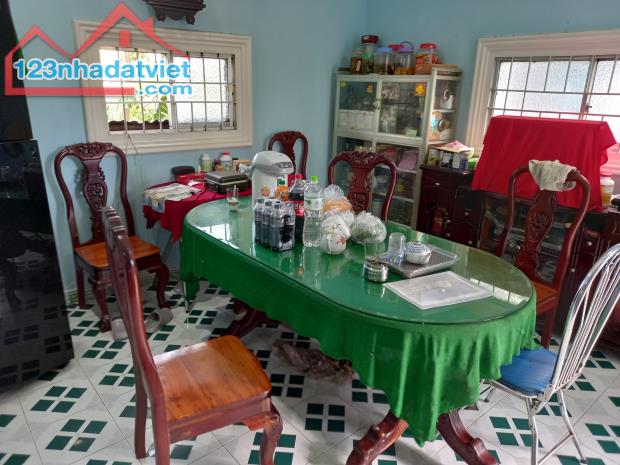 Cần bán nhanh-Đất tặng Nhà rất Đẹp-Tiến Lợi-Phan Thiết-DT 207m2,có 107m2TC,MT 12m - 5