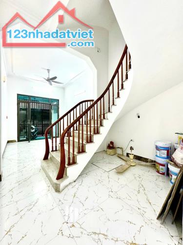 Bán Nhà Phố Tam Trinh, Hoàng Mai, 60m2, 5 Tầng, MT 5m, Ngõ Rộng, ÔTô Vài Bước,Nhỉnh 8 Tỷ. - 1