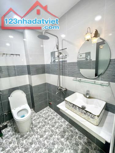 Bán Nhà Hẻm Bình Thạnh - 4 Tang-4 PN-61m2- Giá 7,8 Tỷ - 3