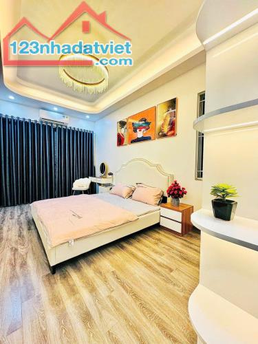 NHÀ ĐẸP KHƯƠNG THƯỢNG - NGÕ THÔNG, KINH DOANH - LÔ GÓC Dt 35m2 Giá 8.5 tỷ - 4