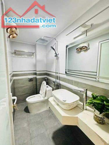 Bán gấp nhà 43m2 giá 7.2 tỷ Quan Nhân Thanh Xuân - 5