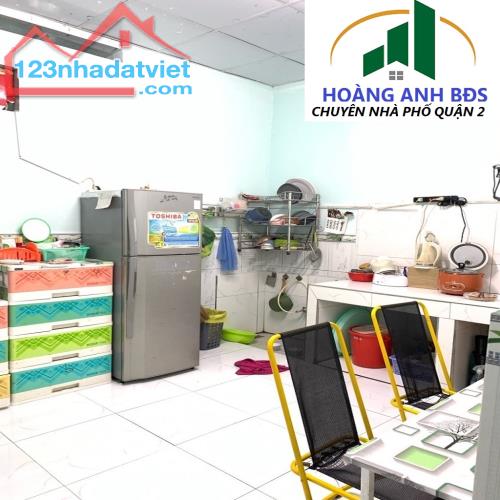 Bán gấp nhà mặt phố MTKD _ Chưa đến 52 tr/m2 _ Đường Lê Văn Thịnh, Quận 2 _ trệt 2 pn 1 wc - 3