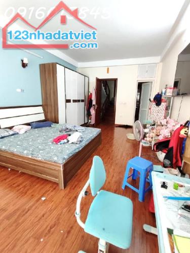 NHÀ HOA BẰNG MẶT NGÕ Ô TÔ TRÁNH - KINH DOANH SẦM UẤT - 70M2- 5 TẦNG - CHỦ THÀNH ĐẠT CHỈ - 3