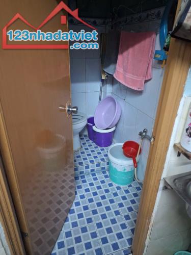 Bán nhà riêng 4,2*11 Dạ Nam 3 tầng 2PN 2wc phường 2 quận 8 giá chỉ 4,6 tỷ - 4