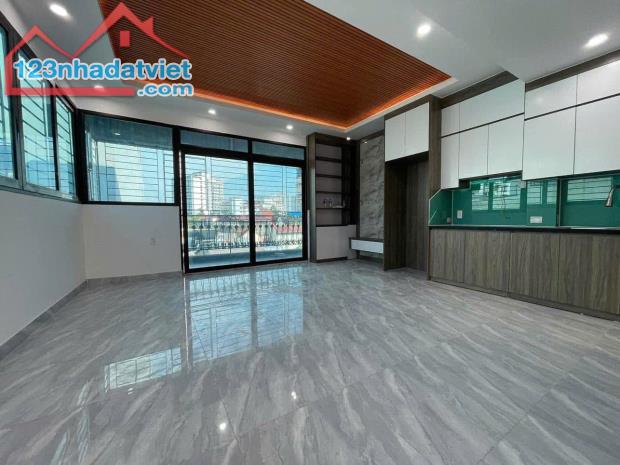 120M2 HOÀNG QUỐC VIỆT - LÔ GÓC - THANG MÁY - KINH DOANH - ĐẦU TƯ - CHỈ 50 TỶ - 0983458219