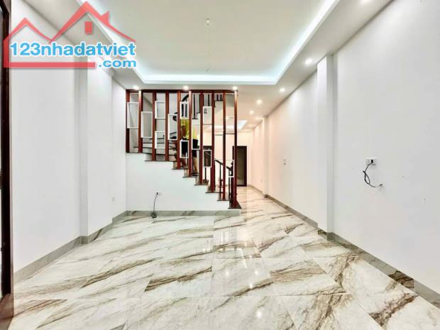 Bán nhà gần Phương Canh, phố Nhổn, đường 32 xây 56M 4 Tầng, 5 phòng giá 4.8 tỷ