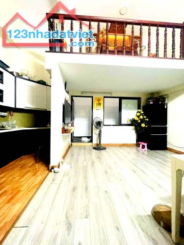 PHÂN LÔ- VỈA HÈ- K.DOANH - Nhà Nguyễn Chánh, Cầu Giấy 80m2x4T GIÁ RẺ! - 1