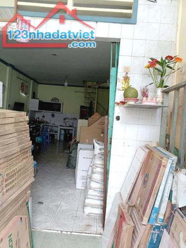 Căn góc 2 tầng hẻm 4m gần MT Âu Dương Lân P3Q8. Giá 5,6 tỷ TL - 1