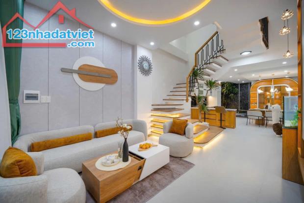 Chỉ hơn 750 triệu sở hữu ngay nhà Lầu Sổ Riêng. Liền kề P. Tân Phong🏡 - 2