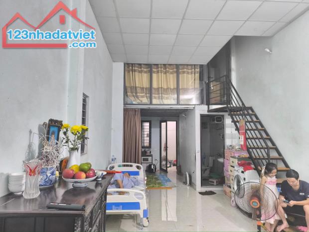 Bán đất tặng nhà C4 80M2 ngõ thông, xây chung cư mini quá đẹp, gần phố. 8,8tỷ - 1