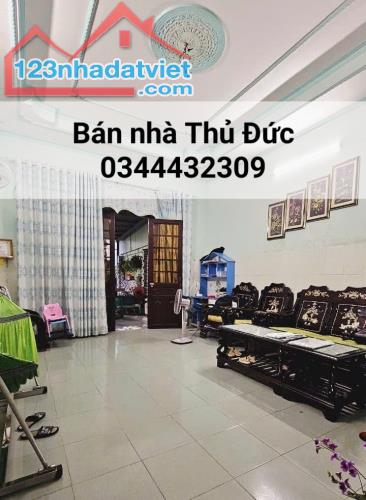 Bán nhà Thủ Đức, Mặt tiền, Đỗ Xuân Hợp, Gần The Global City, 173 m2, Nở hậu, 12 tỷ