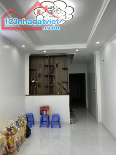 Nhà đẹp ngõ Nguyễn Cao, giá 11.5 tỷ, 61m2x5T, sân cổng, ẨNH THẬT - 1