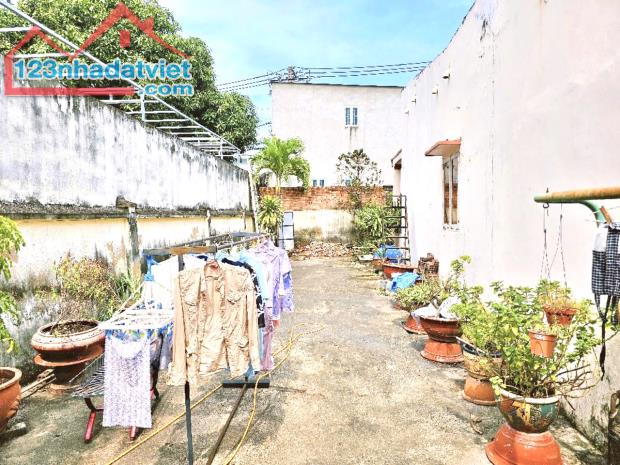 Bán Nhà NGANG 12x25,gần đường Linh Đông,P Linh Đông Thủ Đức,Đường 7M xe Hơi tránh, - 4