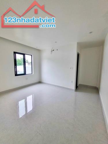 Bán nhà 3 tầng đường Duy Tân, phường An Cựu, Tp.Huế - 4