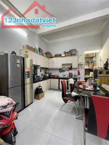 💥LÊ VĂN THỌ  - P14 - GÒ VẤP - GIÁ 5,5 TỶ - 50m2 ( 4 x 13) - 2 TẦNG BTCT - HẺM XE HƠI 5M - 2