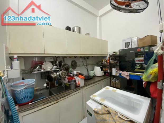 Hàng ngon, lô 2 Quang Trung Gò Vấp, gần 40M2, 2 tầng, nhỉnh 3 tỷ. - 2