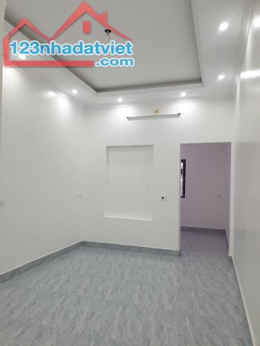 BÁN NHÀ 4.5 TỶ 3 TẦNG 84M2 ( TÂY BẮC ) MẶT ĐƯỜNG KHU Ô 20 PHÙ NGHĨA - 2