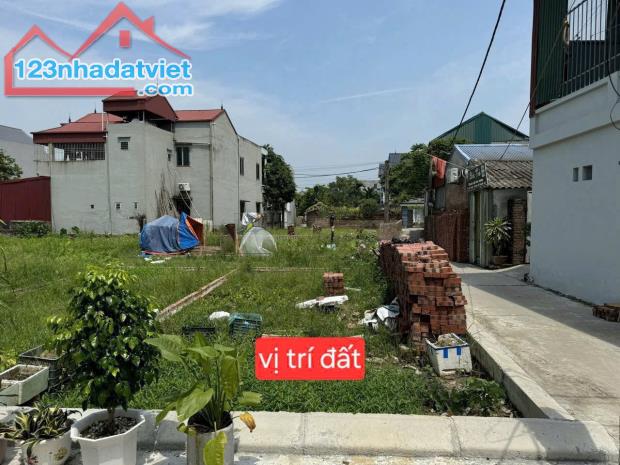 MỞ BÁN SIÊU PHẨM LÔ GÓC 52.8m2 , 2 MẶT TIỀN, ĐÔNG LAI, QUANG TIẾN, GIÁ CHỈ NHỈNH 1 TỶ. - 2