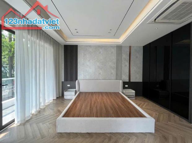 Bán Nhà 4 Tầng 35m2 Ngõ Thông ĐH SP TDTT Xung Quanh Đầy Đủ Tiện Ích Cách QL6 3p - 4