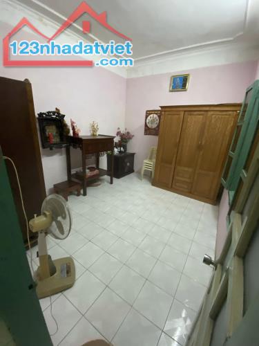 CHO THUÊ NHÀ PHỐ LƯƠNG ĐÌNH CỦA Ở NHÓM, HỘ GĐ 65M2, 3 TẦNG, 4 NGỦ, 2WC, 15 TRIỆU - 1