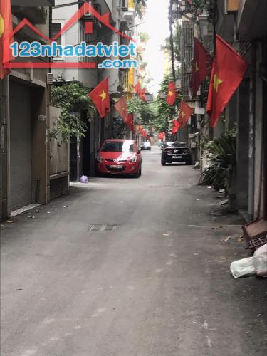 Mặt ngõ Phân Lô - 44m - Ôtô tránh - Ngõ Thông KD tấp nập - Giá 11.2 Tỷ - 2