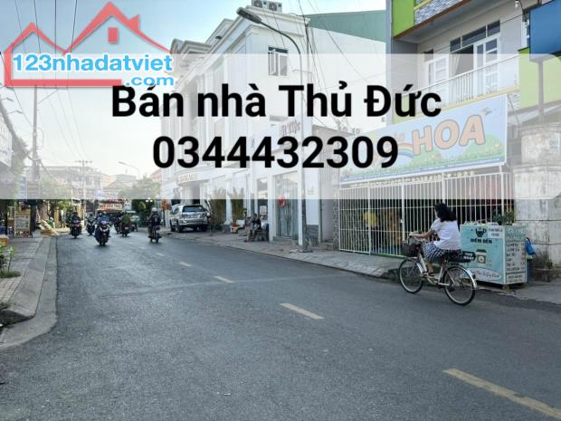 Bán nhà Thủ Đức, tương lai thu nhập hơn 100 triệu/tháng, Dương Đình Hội, 250 m2, 13.5 tỷ T - 2