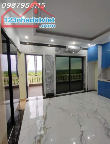 TUYỆT PHẨM NHÀ PHÚC LỢI 50M2 - 6 TẦNG - THANG MÁY - CĂN GÓC - P LÔ VỈA HÈ - 1