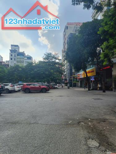 Phố Dương Khuê 62m2 - Đất, vỉa hè ô tô tránh kinh doanh, giá 19 tỷ - 2