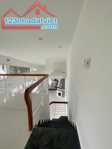 CHO THUÊ NHÀ NGUYÊN CĂN MẶT TIỀN PHƯỜNG 9 ĐÀ LẠT, 600M2, 4PN, 25TR, LH 0888-113-882 - 2