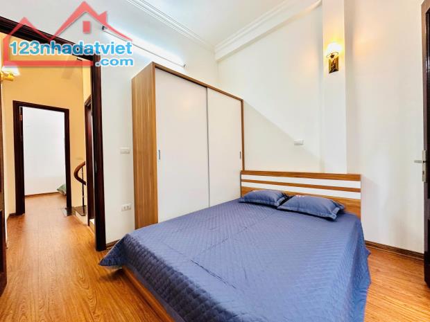 Bán nhà 5,95 tỷ tại Đường Minh Khai, Hai Bà Trưng, 43m2, 4 phòng ngủ sổ đỏ - 1