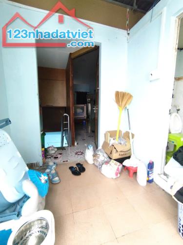 Nhà Mặt Tiền Đường Nguyễn Thượng Hiền, Phường 4, Quận 3, 30m2, gần Chợ Vườn Chuối