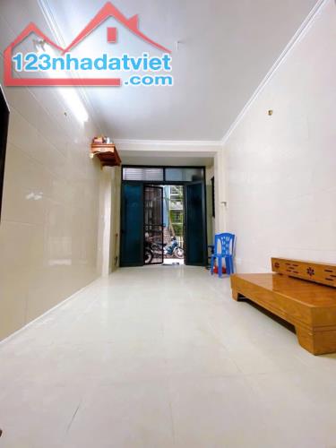 Bán nhà phố Đình Giót - Phương liệt , DT :55m2 , Giá Hơn 8 tỷ , Ngõ Thông , Kinh Doanh , L - 1