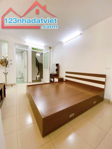 Bán nhà phố Đình Giót - Phương liệt , DT :55m2 , Giá Hơn 8 tỷ , Ngõ Thông , Kinh Doanh , L - 4