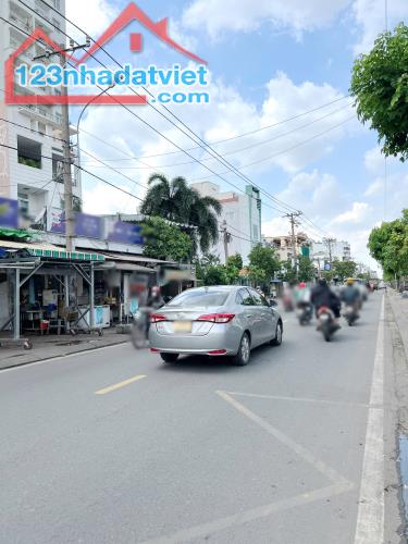 Nhà 4 tầng mặt tiền view sông Trần Xuân Soạn P.Tân Kiểng Q7 - 2