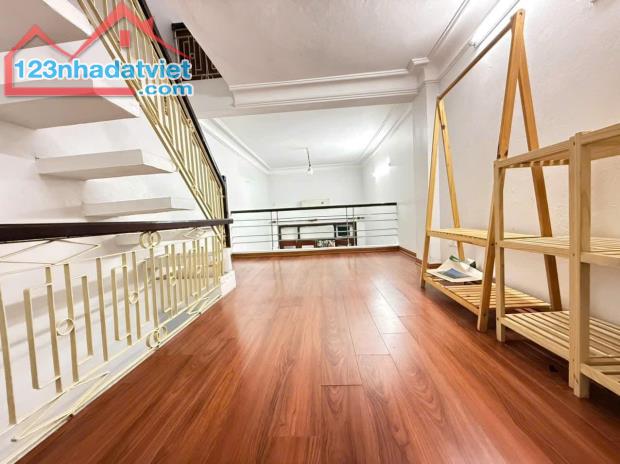 Bán nhà Khâm Thiên 30m2 ngõ rộng thoáng giá nhỉnh 4 tỷ - 2