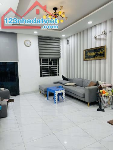 Bán Nhà Hẻm 8M Thông - Lê Trọng Tấn - Tân Phú - 64M2 - 4 Tầng - Chỉ 8.x T Ỷ - 4