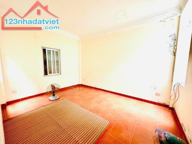 Bán nhà Hoàng Đạo Thúy, 47m2, 4 tầng, gần phố Nhân Hòa,mặt tiền kinh doanh,chưa đến 12tỷ - 2